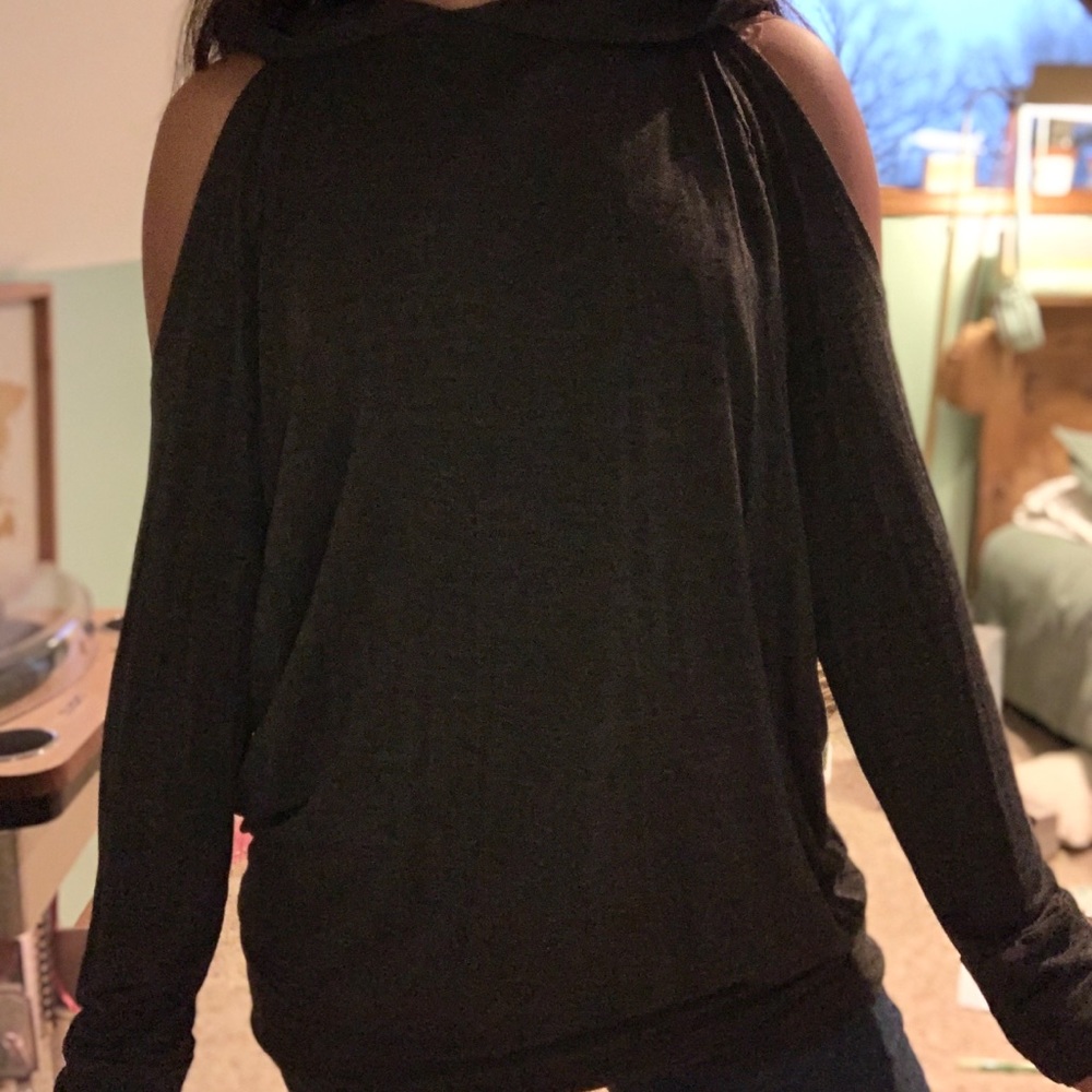 Shoulder cut out hoodie tunic
